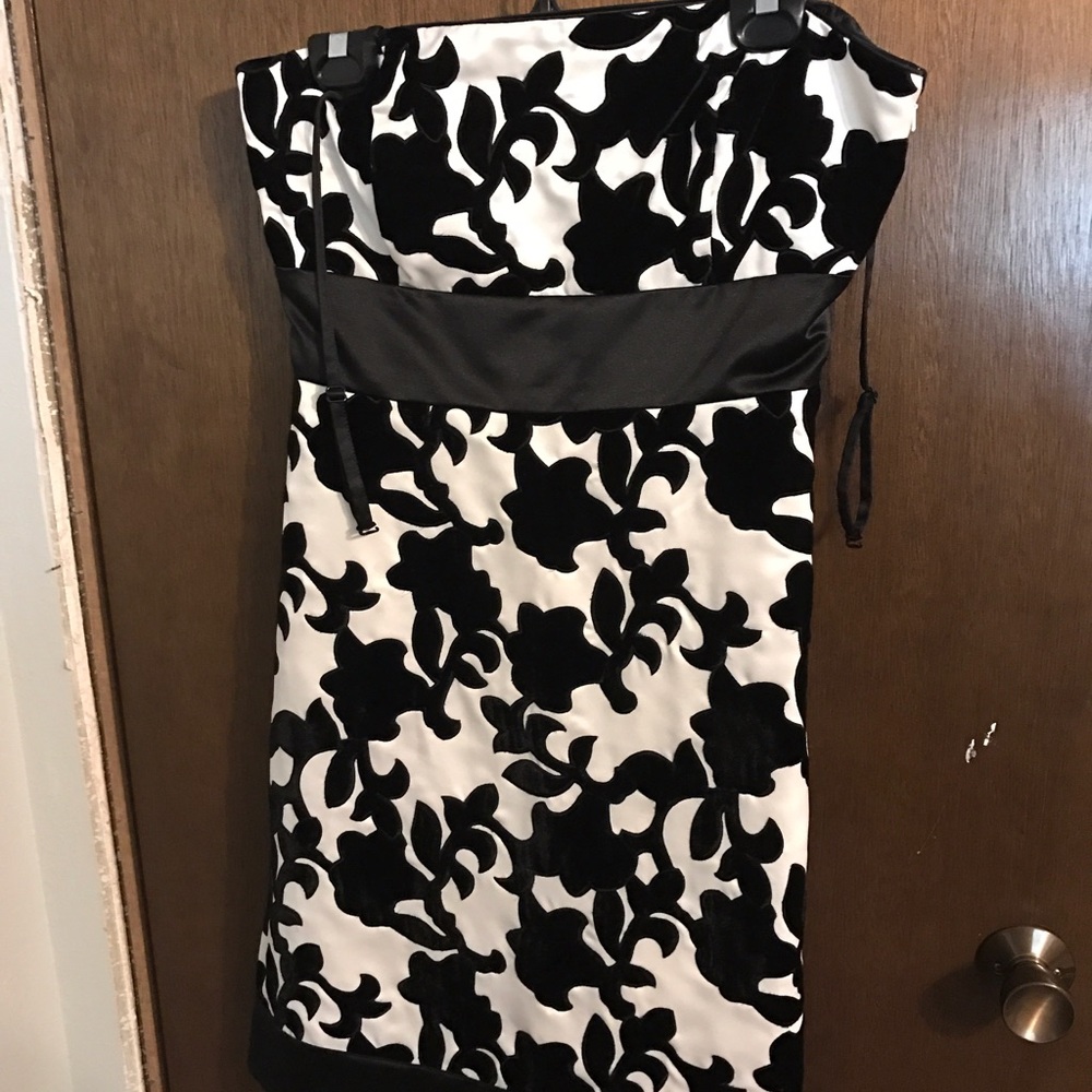 Strapless Black and White Floral Satin Dress